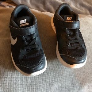Nike toddler boy shoes